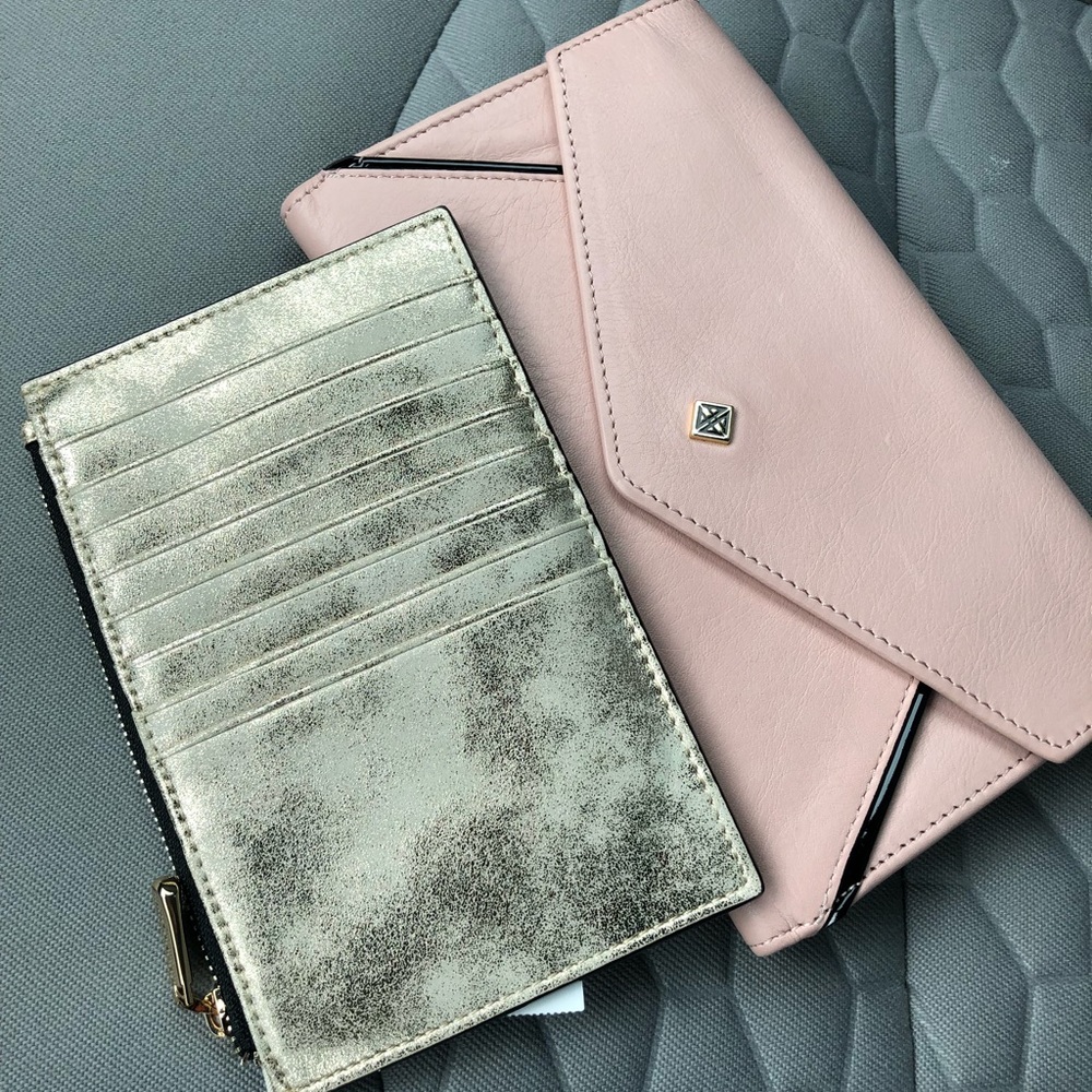 Antoni Melani  Clutch